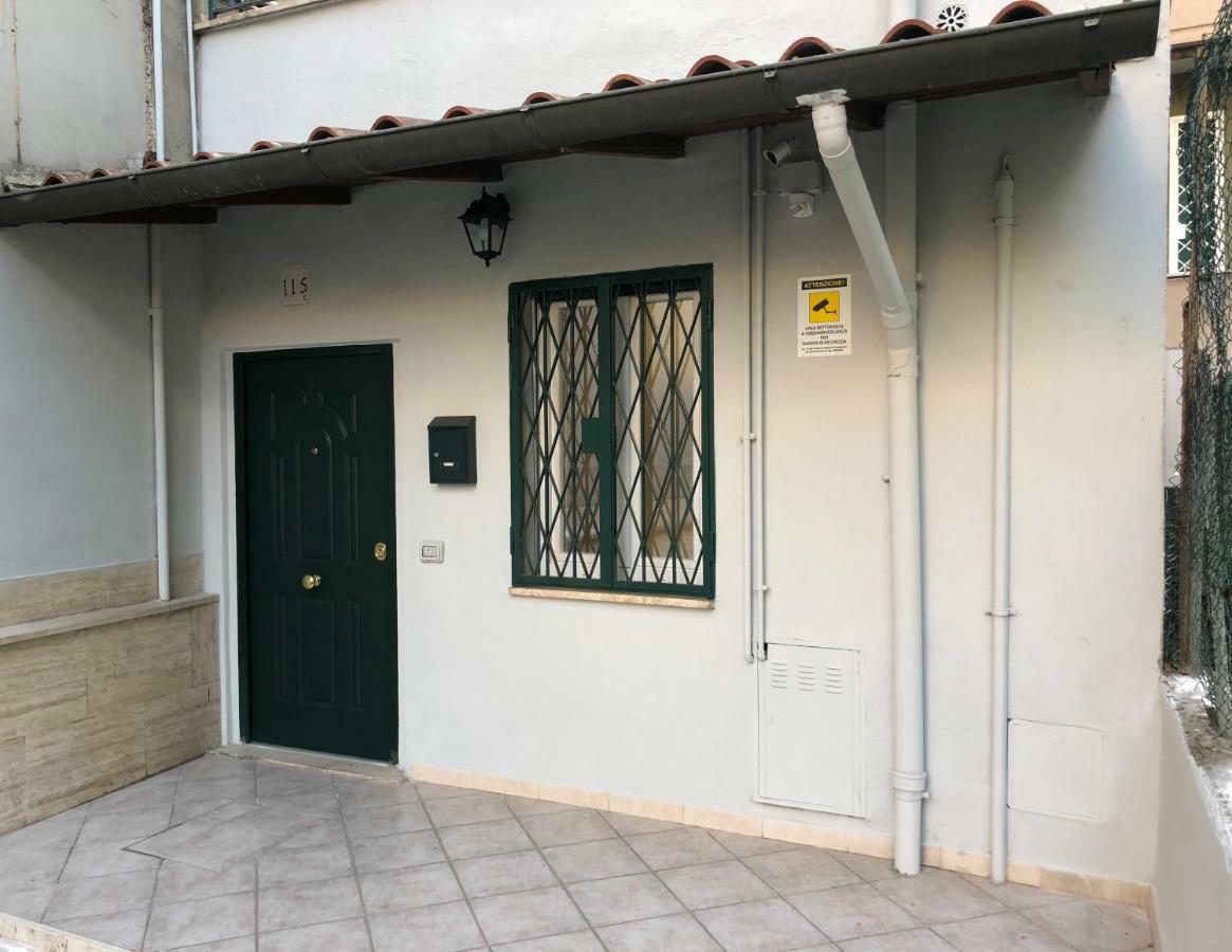 Detached House Garden Rome Apartment Exterior foto